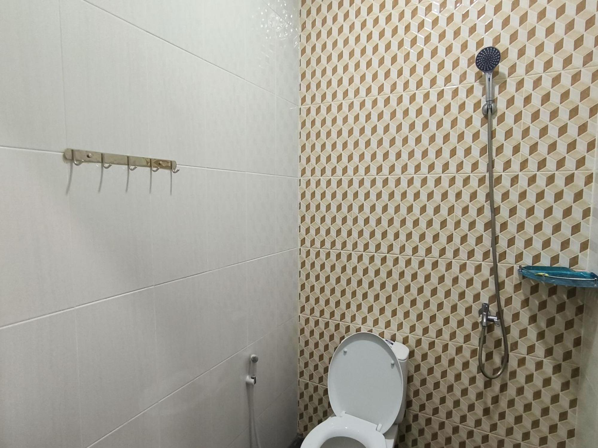 Tentrem Guesthouse Baru Pati Екстер'єр фото