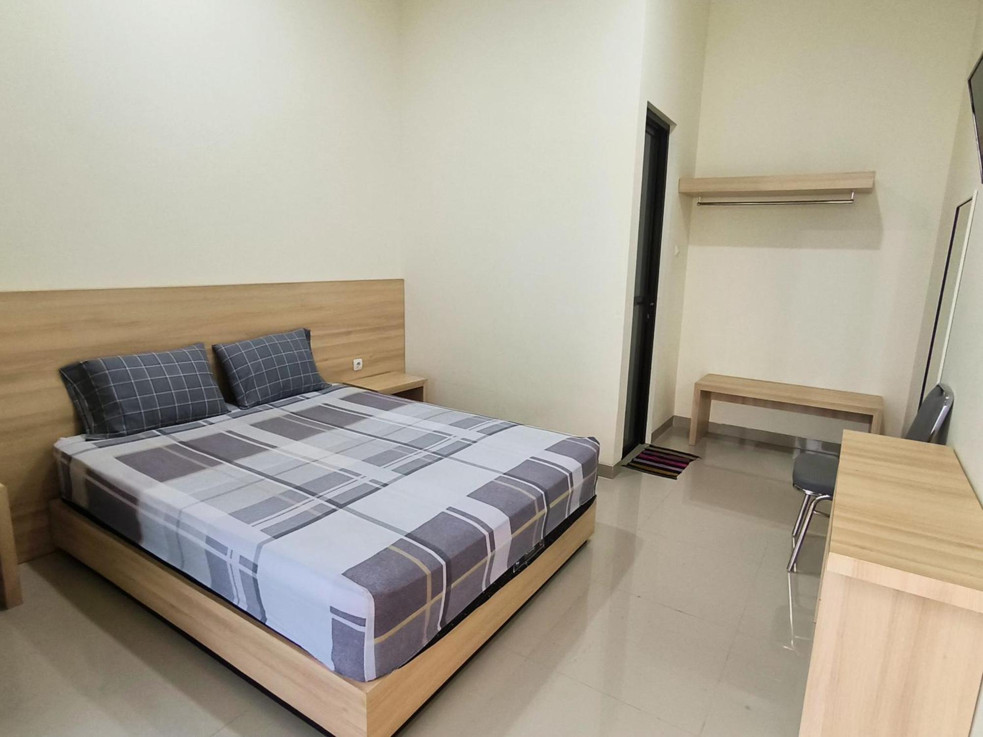 Tentrem Guesthouse Baru Pati Екстер'єр фото
